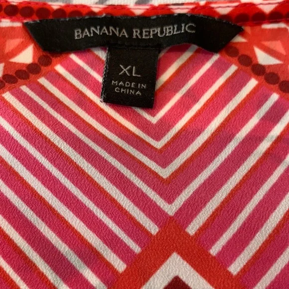 Banana Republic | Moroccan Tile Printed Ruffle Blouse | Pink Multi | XL - Picture 6 of 7